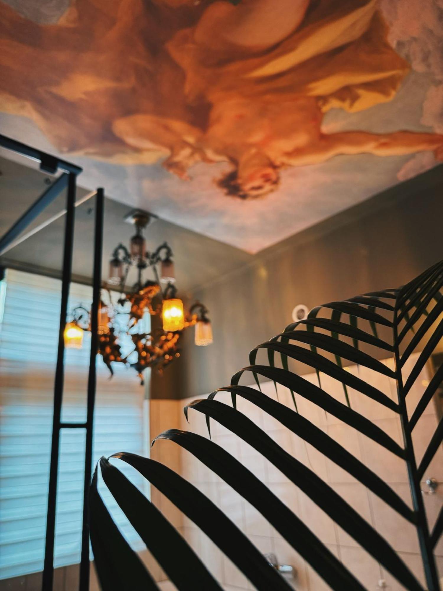 Boutique Hotel Bajoene Middelburg Bagian luar foto