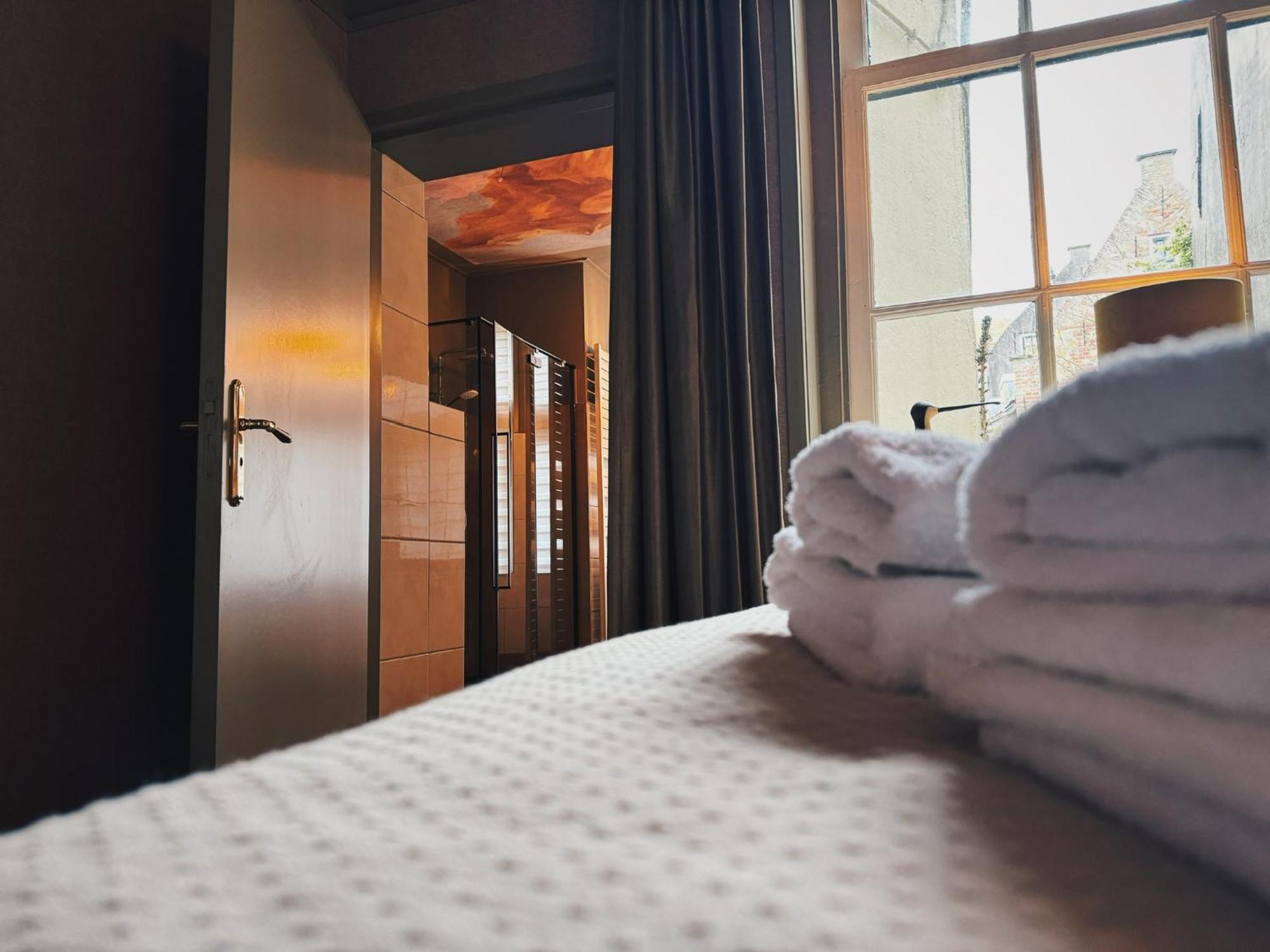 Boutique Hotel Bajoene Middelburg Ruang foto